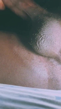 Partie 1, Masturbation Par Une Grosse Bite Noire Après Une Nuit De Stand.still Excitée