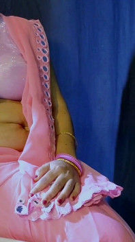 Video sex mms tự chế Ấn Độ với bà nội trợ gợi cảm của tôi