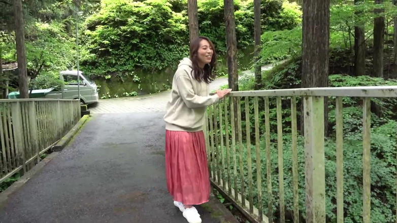 Raptor Inc: 젊은 남자와 욕심 불륜 - 유리 타도코로