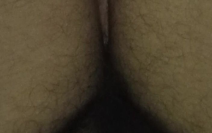 BW_Dolphin: Hairy Pussy and Bellybutton