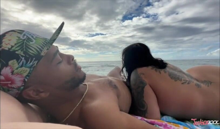 Just Justice: Hawaii'de adalet günü w/ jadynn stone