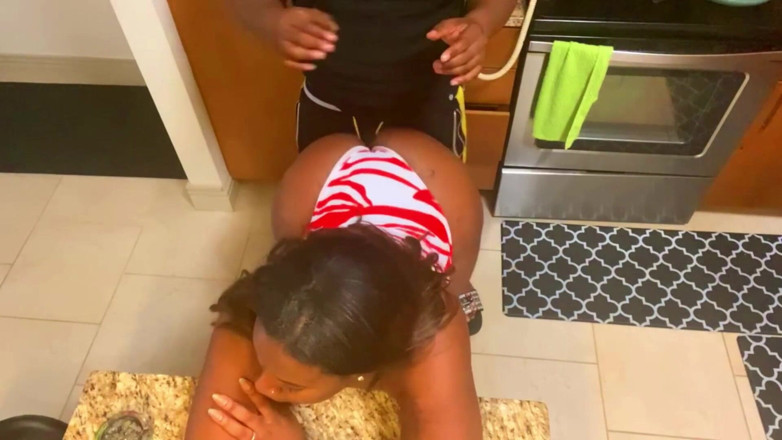 Dirty Diana Fetishes: Diana giving amazing ass job to her dude