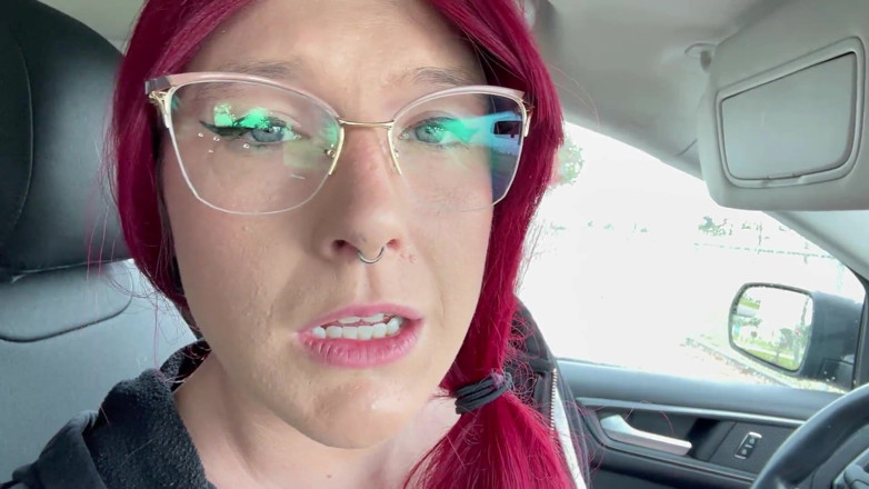 Missellie8: Massive Mommymovie