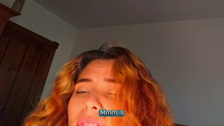 Passionsecret07: Cea mai bună prietenă îmi face o labă cu picioarele care îmi...