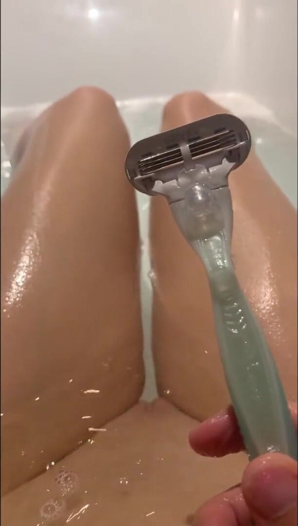 Keiiiti: POV shaving