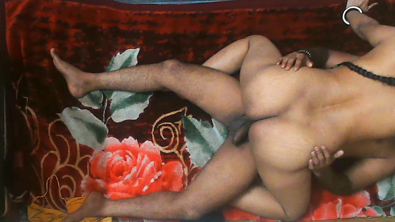 Aakritik346: La sexy randi in un video di sesso bollente completamente...