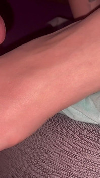 Pancutan mani di kaki yang cantik