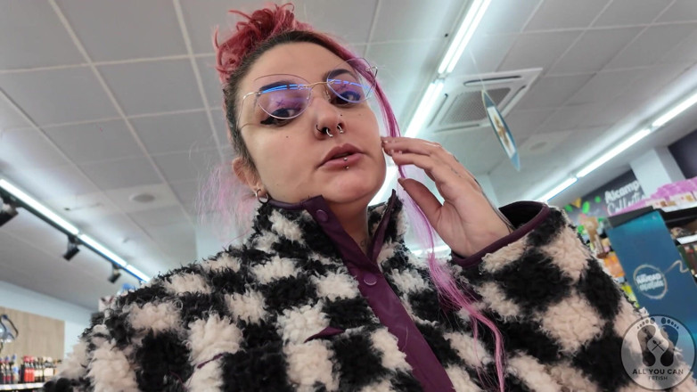 All You Can Fetish: Plump Chick Burps at the Supermarket Embarrassing Public Display