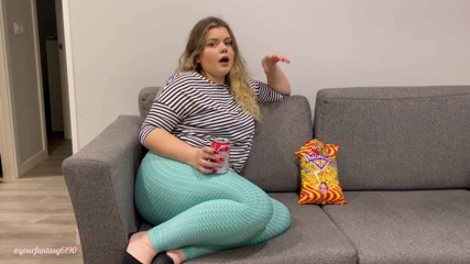 Your fantasy studio: Movie and farts with me