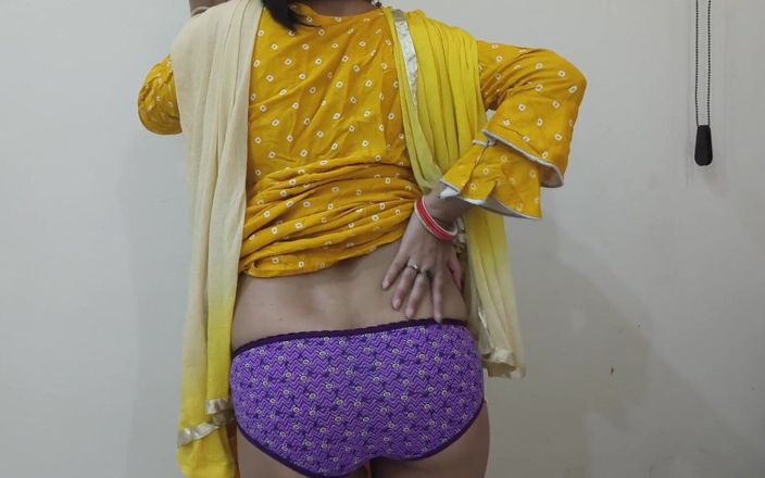 Saara Bhabhi: Indian Step Brother Step Sister Pussy Fucking with Hindi Story