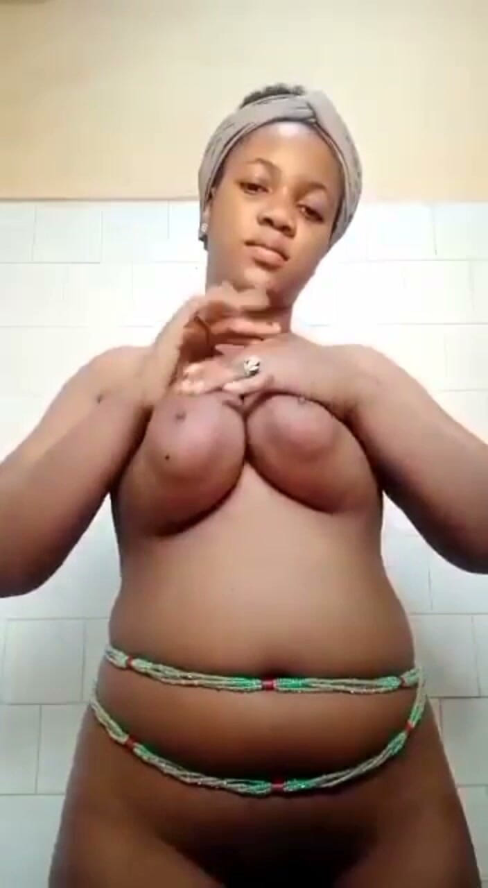 Me and my new slut: Awek yang cantik bersih miang dan mahukan seks