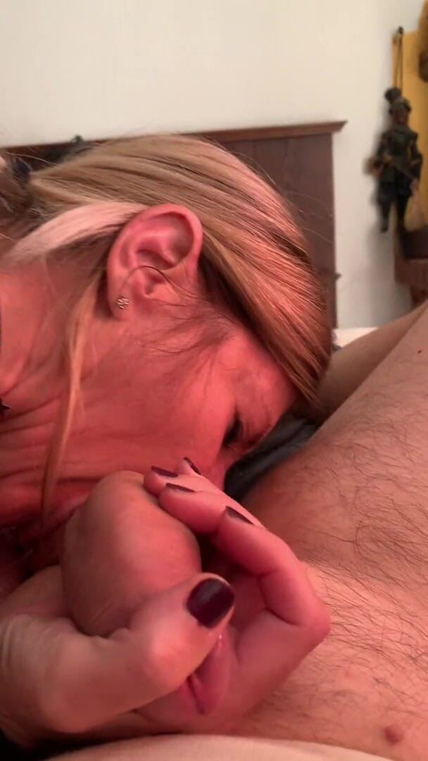 Timidastella: Kouření a honění od Timidastella