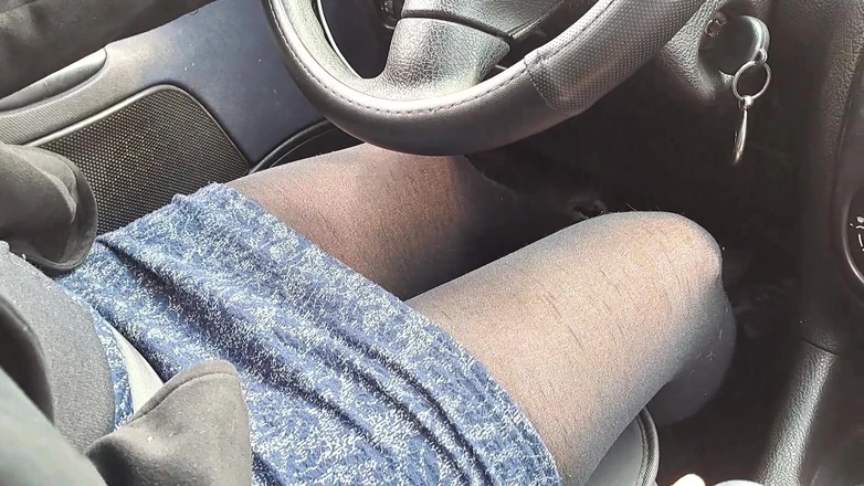 Your Best Friend's Mummy Wears Tights