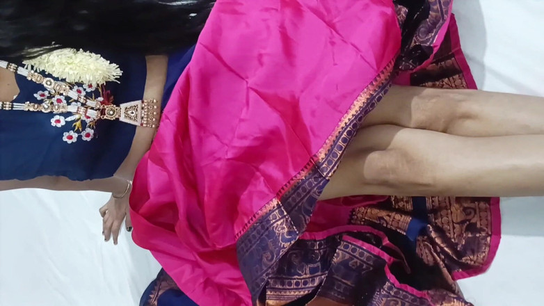 Vamika: बहुत सुन्दर केरली लड़की Vamika की अद्भुत है