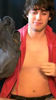 Lucas' Cummy Hand