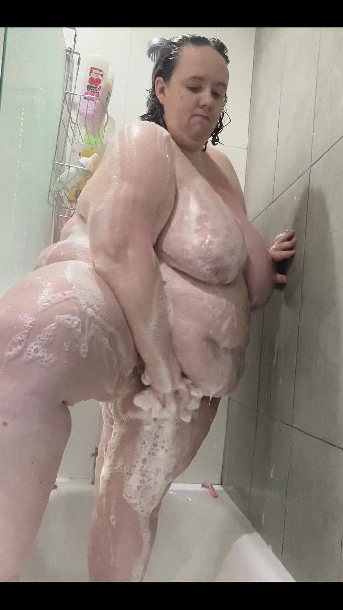 Ivy Gold: 3110792192.mp4