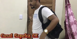 我穿着红色内衣给我的丈夫惊喜 - casal sapeka ce（在红色上完成）