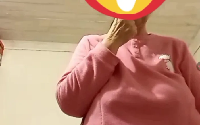 Dog4242: Granny Heats up with Young Penis