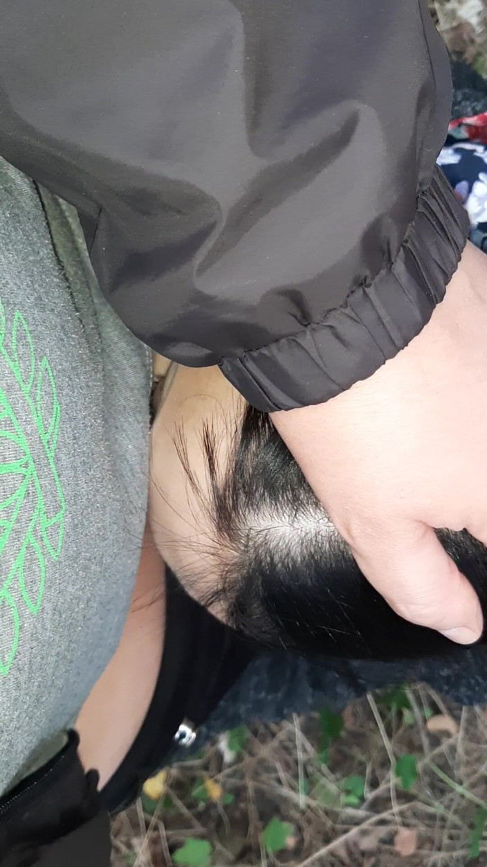 Lesbian-illusion: We neuken in het bos, zodat niemand weet dat we...