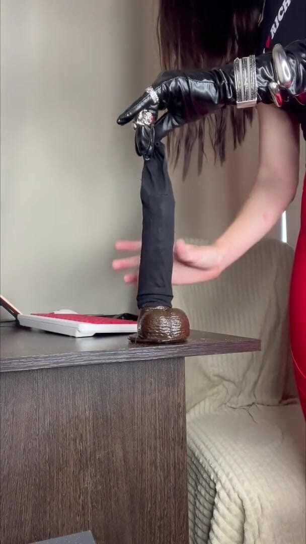 Skinny_lady69: Footjob nilon