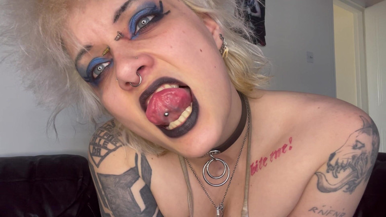 Glitterqueen1999: Caresse pour ma belle-mère, coaching masturbatoire à lèvres, branlette fétiche avec...