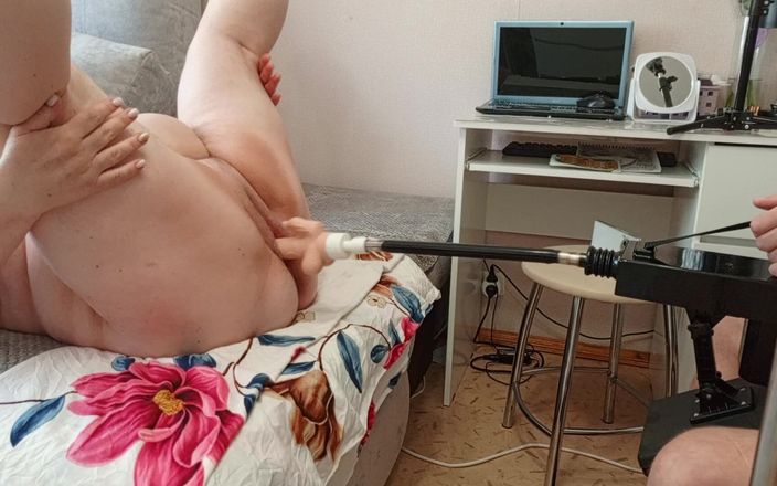 Zona901: Masivní kundička kamaráda a sexuální stroj