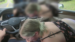 Mama_Foxx94: Krásná amatérská MILFka kouří ptáka na výletě