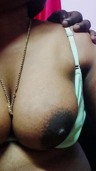 Desi Indische lerares geeft les over Kamasutra