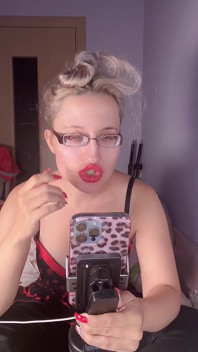 Nemůžeš přestat myslet na findom goaldigger