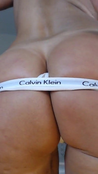 Chevauchage anal en forme de cœur