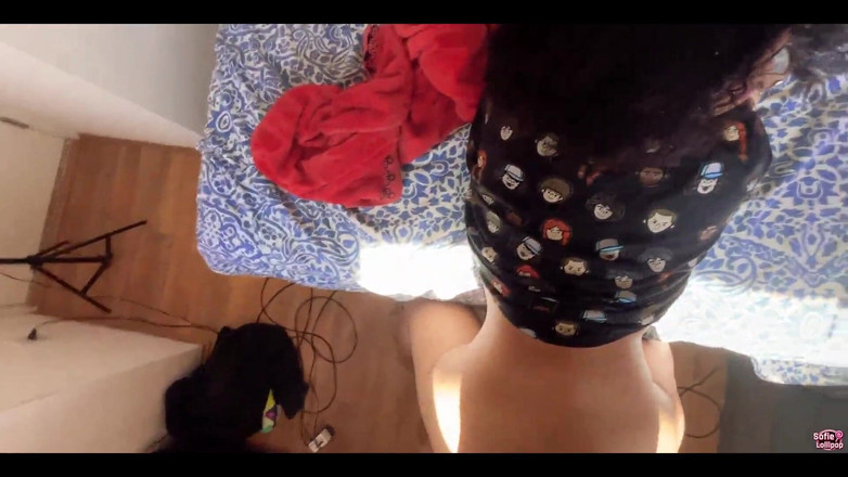 Sofie lollipop: Beschenkter junger mann fickt mich wirklich schön in den arsch!