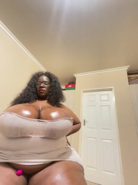 Legendary Booty Overdose: Ebony BBW Tits Worship