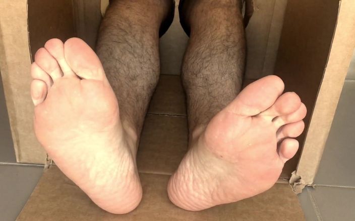 Manly foot: Arkadaşın mr manly ayak günü tarafından erkek ayak fetişi macera...