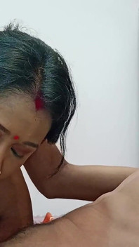 Desi Bhabhi Real Homemade Sex with Clear Bangla Talking