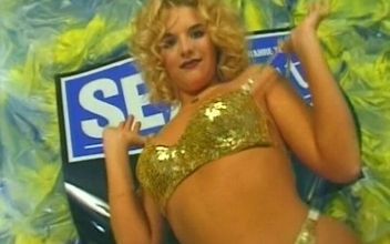 Perfect German Lady Showing Her Body in Bikini