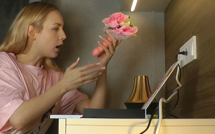 Leon Lambert Girls Twerk Parties CFNM: Amazingly Beautiful Hot Blonde with Nice Legs and Hairy Pussy...