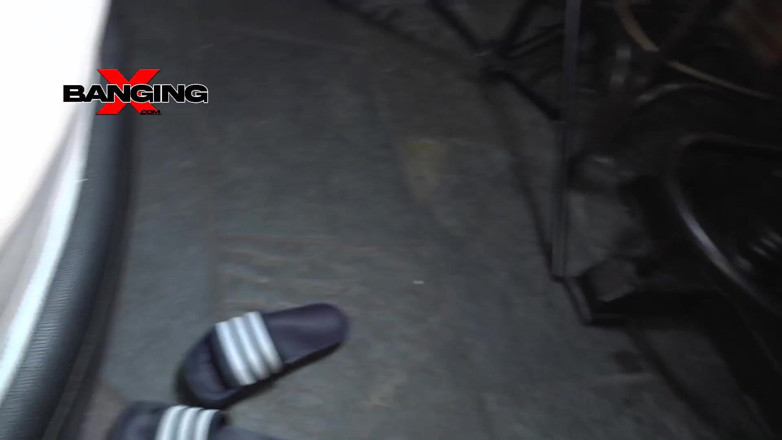 XBANGING: 흑인 대물 자지에게 따먹히는 거유 밀프