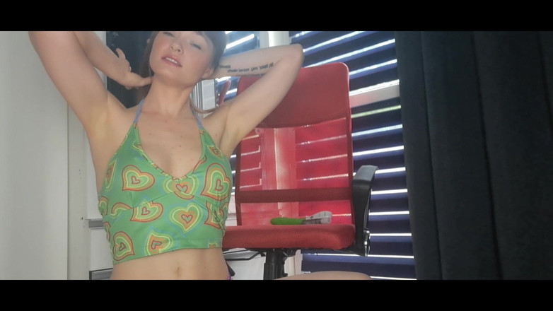 Victoria wet: Orgazm için yapay penis mastürbasyon ile sigara fetişi