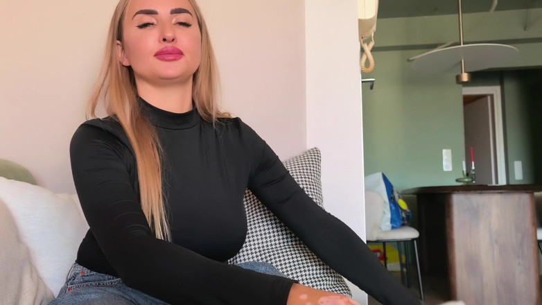 Goddess Lena: Domination Des Chaussettes