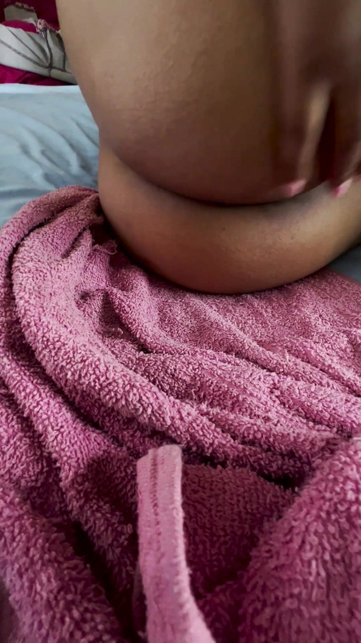 Deramy222: BBW, fetter arsch braucht schwanz