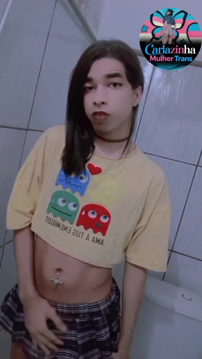 Srta. Carla: Sono Una Stronza Vistosa, Una Donna Trans Molto Sfacciata Che...