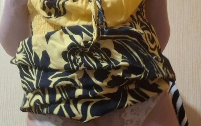 ElzaKom: Soy elza kom, y puedo darte algo, que nadie más...