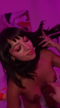 Sasha Pearl Vs. Johnny Love