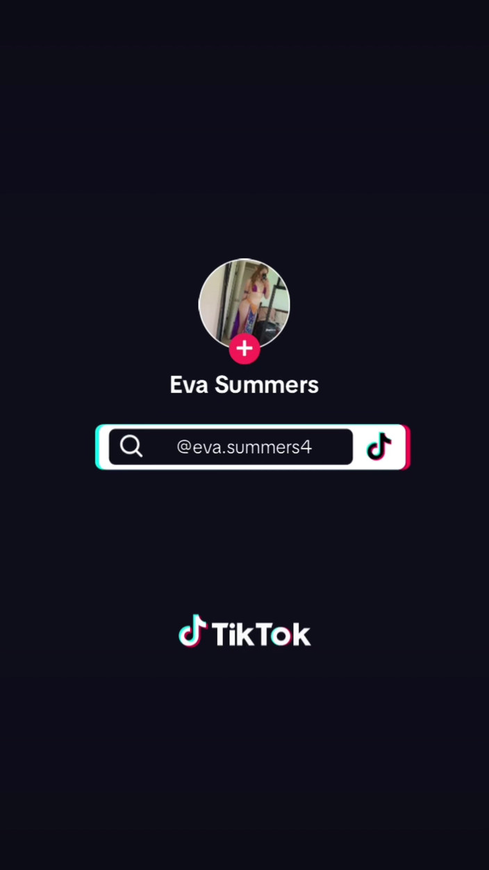 EvaSummers: 2025 年 6 月抖音合集 eva summers 角色扮演 - Shadowheart lingerie 黑色和金色比基尼套装
