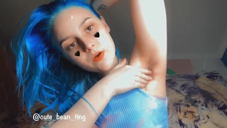 Alice Bean: तेल से सनी बालों वाली बगल