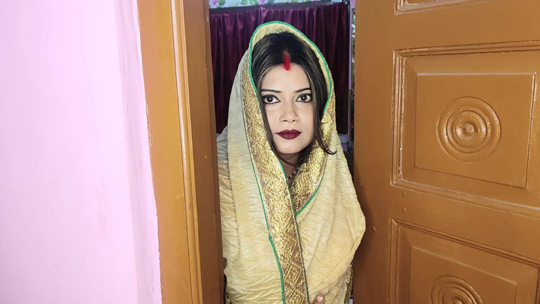 Horny Rose: Vermieter fickt frisch verheiratetes bhabi zur miete