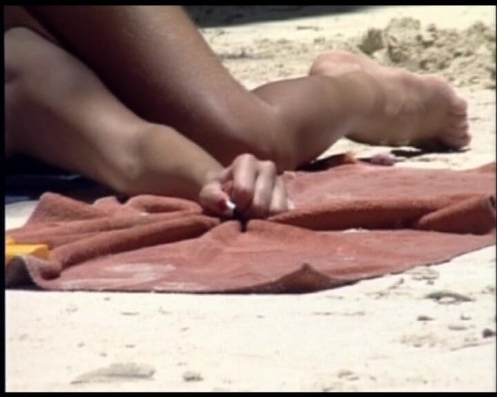 Deutsche Frauen: Лесбиянки из Германии лижут друг друга на пляже