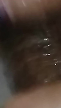 Belde stiefzus en masseerde mijn penis