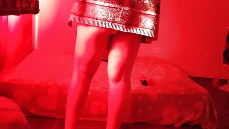 WhysMom: Sora mea vitregă are o mică surpriză pentru mine în camera...