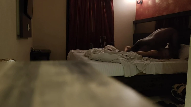 Boss Fuck Her in Oyo Hotel Hard Pounding Pussy with Penis Extender